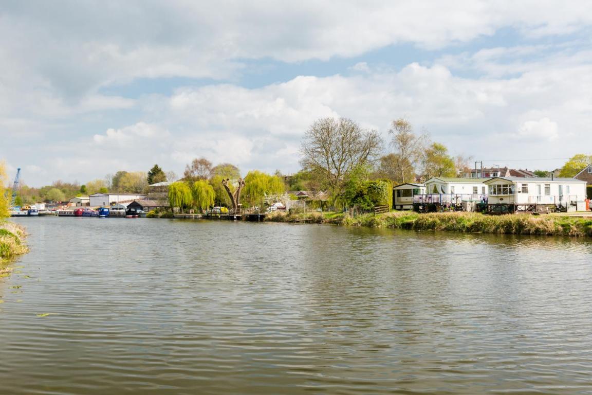 Riverside Cottage Evesham Exterior foto